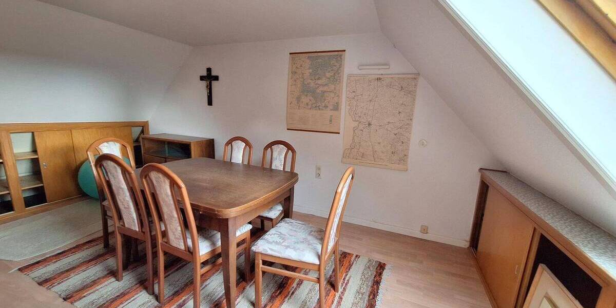 Einfamilienhaus Meldorf - 8 Zimmer, 150 m&sup2;, 299.000&euro; | Angebot:26434004