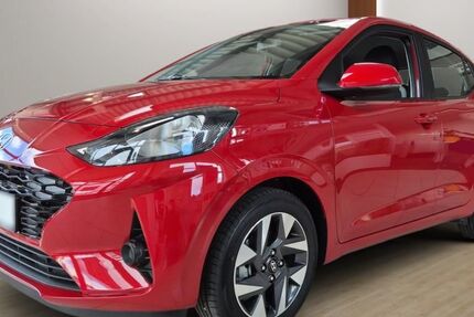 Hyundai i10 1.050 km 18.390 € Annaberg-Buchholz 09456