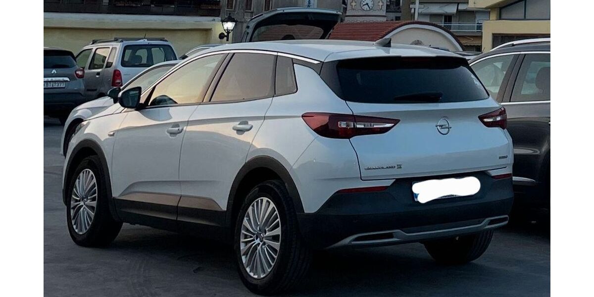 Opel Grandland (X) 129.000 km 8.900 &euro; Krefeld 47805