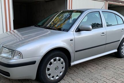 Skoda Octavia 165.860 km 4.750 &euro; Lüneburg 21337
