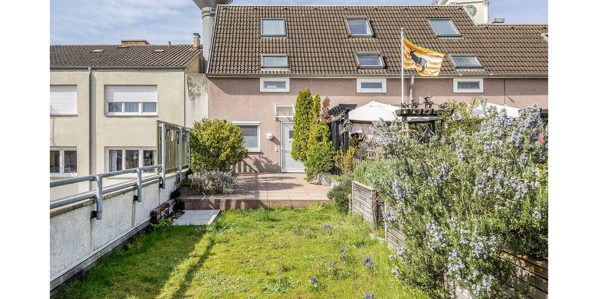 Reihenendhaus Karlsruhe / Innenstadt-Ost Innenstadt-Ost - 4 Zimmer, 106 m&sup2;, 395.000&euro; | Angebot:26117408