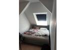 Helle Wohnung im Dachgeschoss mkt Balkon - ruhig & zentral!