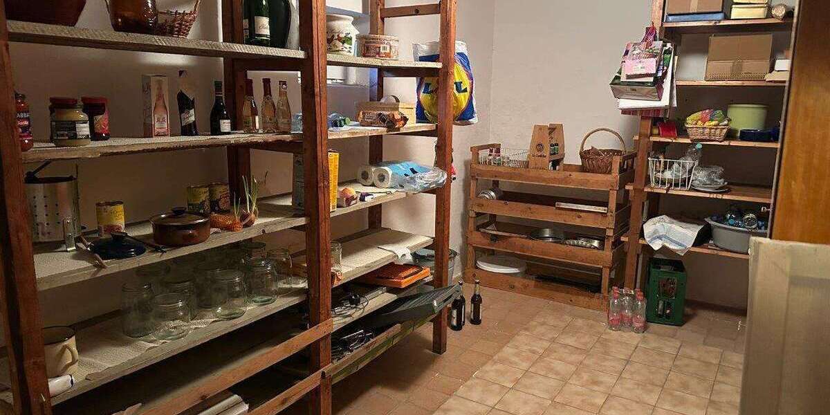 Bungalow - EinZweifamilienhaus mit Wintergarten und tollem Ausblick - Einfamilienhaus Unterwellenborn | Angebot:25809411