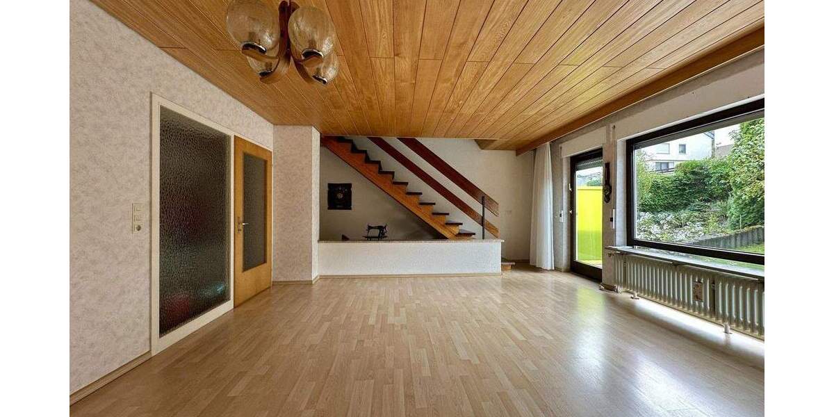 Doppelhaushälfte Remshalden Geradstetten - 6 Zimmer, 137 m&sup2;, 480.000&euro; | Angebot:24622302