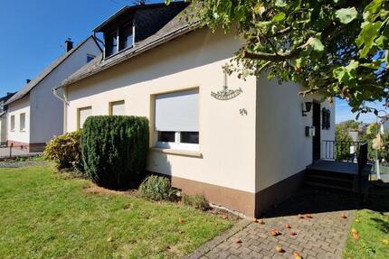 Eigenheim mit 2Wohneinheiten für Großfam Selbständige Homeoffice 8 zimmer