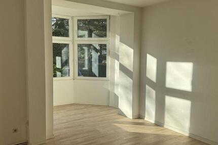 2 Zimmer ,2 Raumwohnung mit Wintergarten 2 zimmer