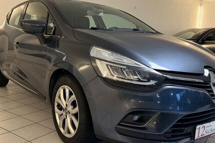 Renault Clio 153.000 km 8.490 &euro; Elchingen 89275