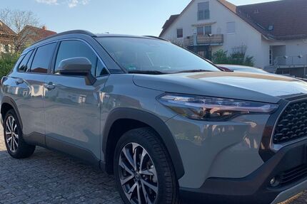 Toyota Corolla Cross 14.600 km 32.599 &euro; Schweinfurt 97422