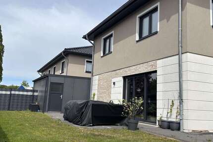 Haus Westerrönfeld - 5 Zimmer, 130 m&sup2;, 1.495&euro; | Angebot:26491359
