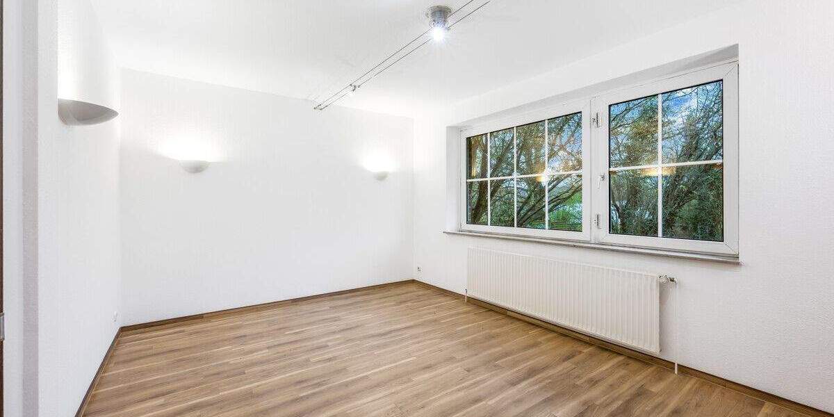 Gewerbeobjekt Lauenburg - 8 Zimmer, 188 m&sup2;, 300.000&euro; | Angebot:25670979