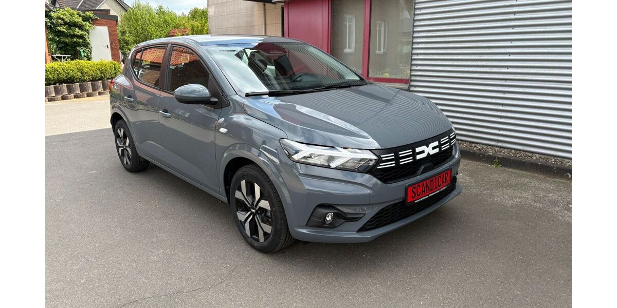 Dacia Sandero 9.540 km 16.499 &euro; Großharrie 24625