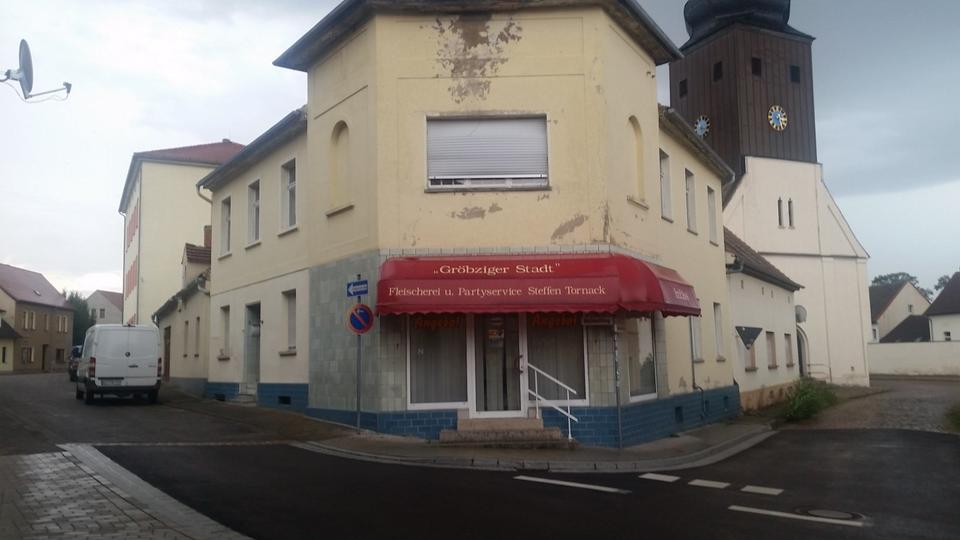 Haus mit Wohnung und Gewerbe zu verkaufen auch Mitkauf 7 zimmer