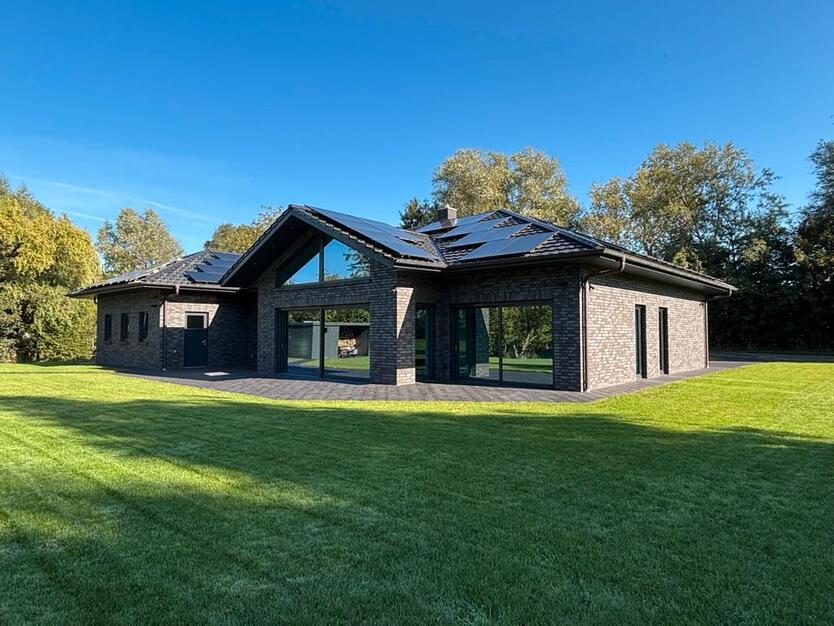 Exklusives Architektenhaus in Naturlage direkt an Oldenburg zimmer