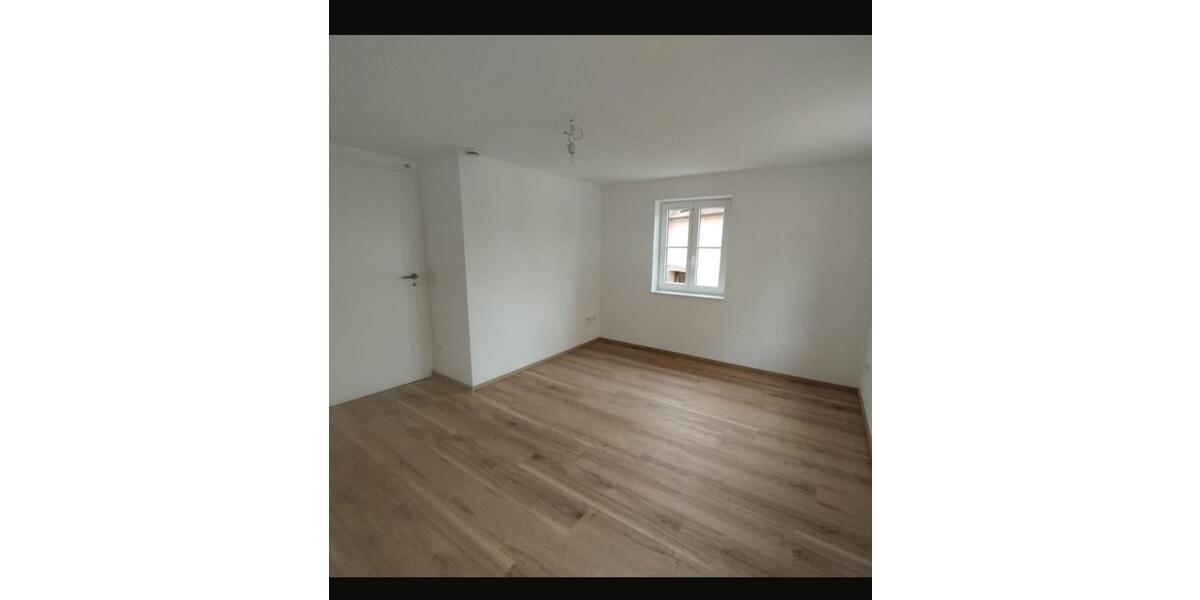 Etagenwohnung Nördlingen - 3 Zimmer, 85 m&sup2;, 1.040&euro; | Angebot:26320603