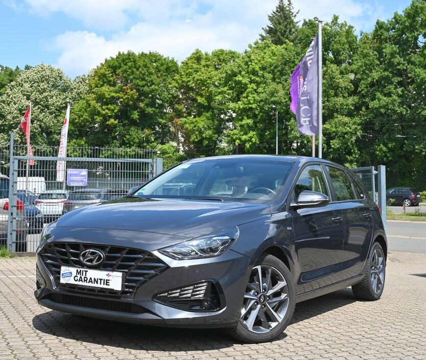 Hyundai i30 64.262 km 15.487 € Laatzen 30880