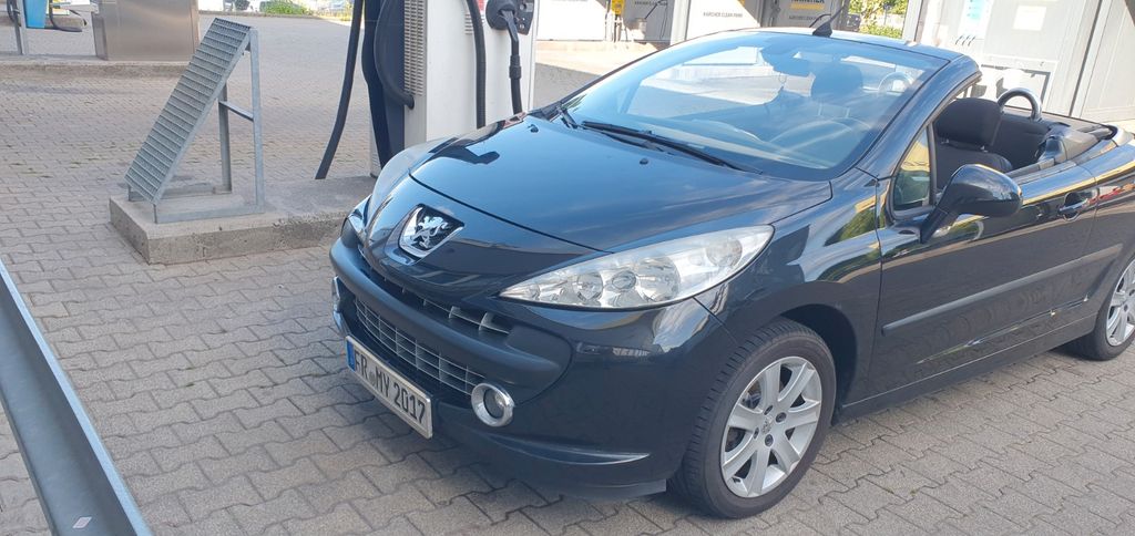 Peugeot 207 149.000 km 2.490 &euro; Winnenden 71364