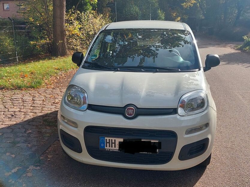 Fiat Panda 11.917 km 9.799 € Hamburg 22559