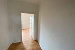 Etagenwohnung Suhl Neundorf - 4 Zimmer, 64 m&sup2;, 400&euro; | Angebot:25568404