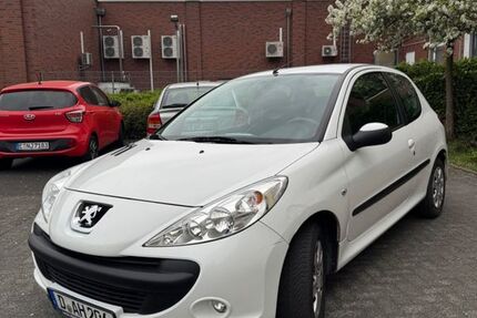 Peugeot 206 108.400 km 2.200 &euro; Essen 45137