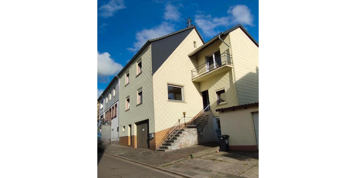 Reihenhaus Queidersbach - 7 Zimmer, 184 m&sup2;, 185.000&euro; | Angebot:26420671