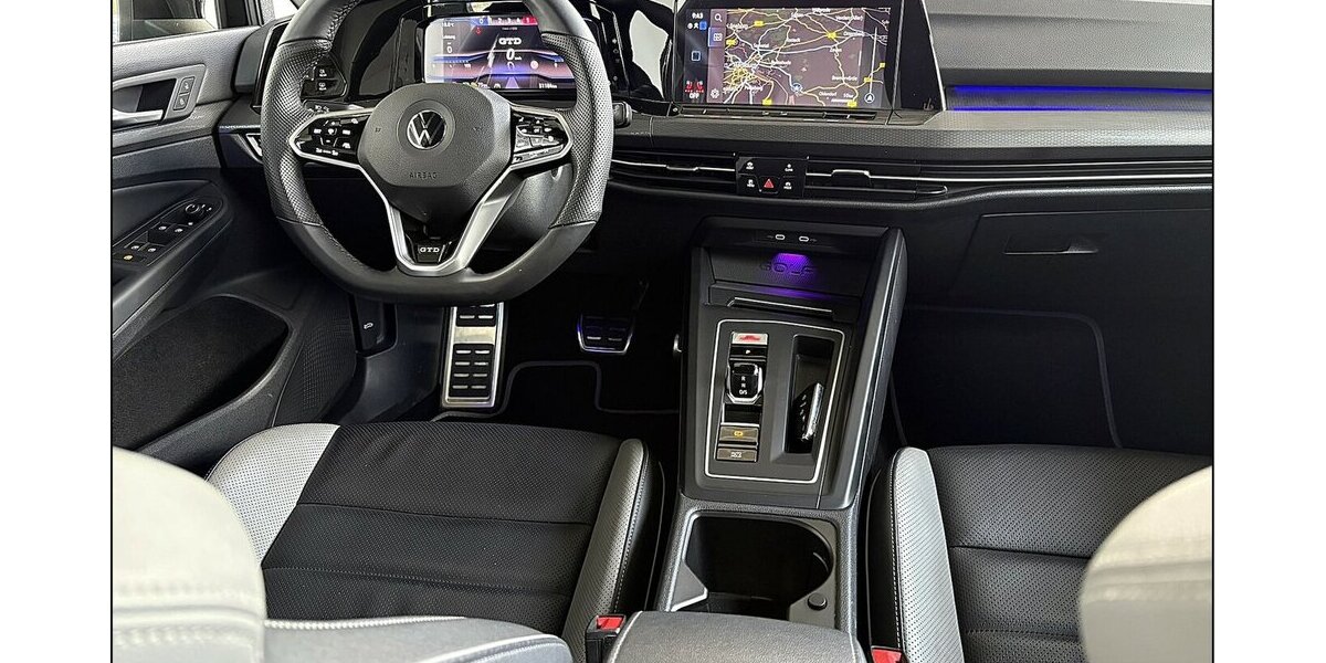VW Golf VIII GTD LED Pano Kamera VirtualCockpit ACC 49.999 km 32.999 &euro; Stade 21682