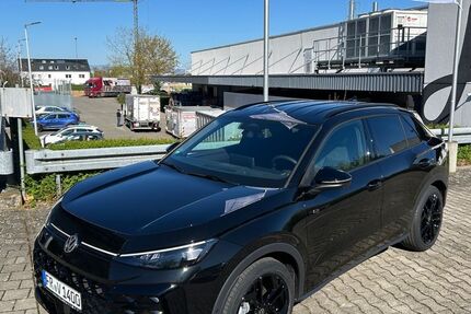 VW T-Roc 7.482 km 39.980 &euro; Müllheim 79379