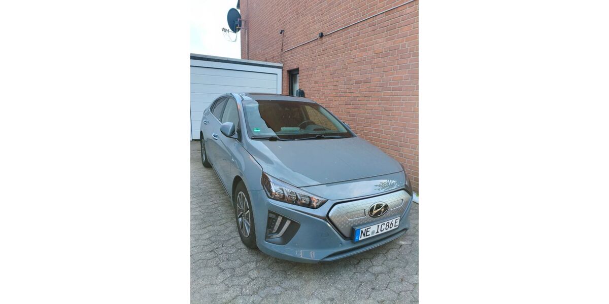 Hyundai IONIQ 77.000 km 16.000 &euro; Neuss 41462