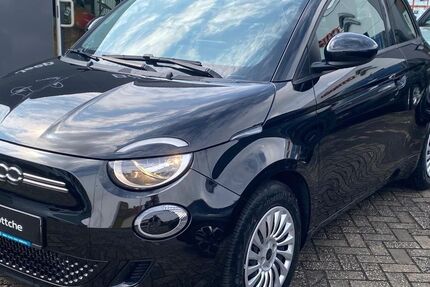 Fiat 500e 9.408 km 14.880 &euro; Dessau-Roßlau 06842