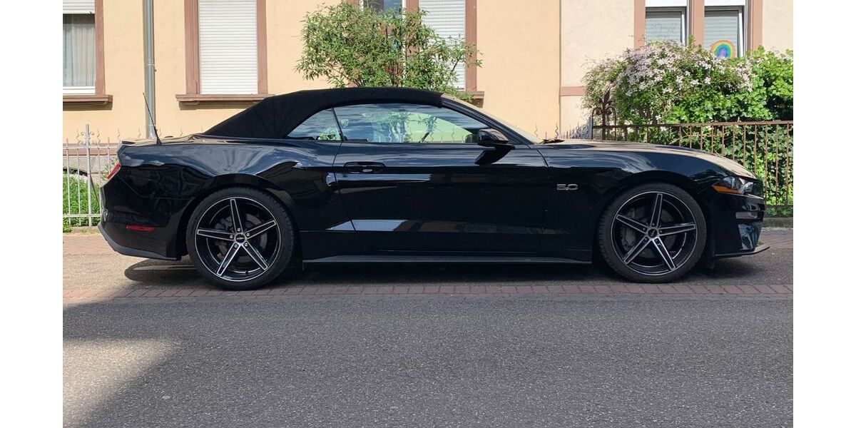 Ford Mustang 91.400 km 34.700 &euro; Offenburg 77652