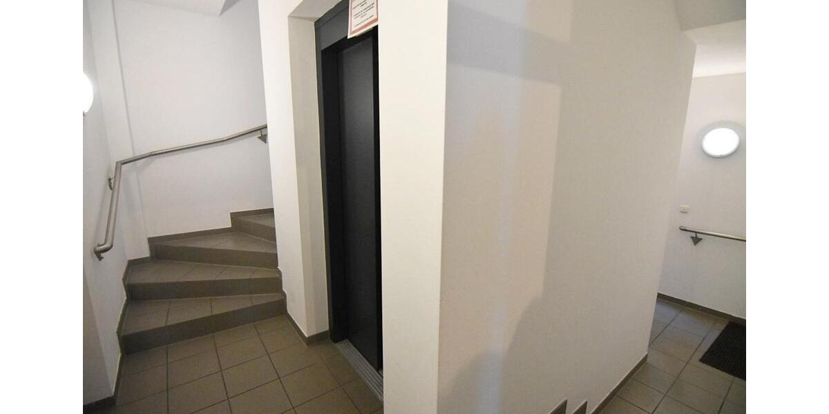 Etagenwohnung Bad Königshofen im Grabfeld - 3 Zimmer, 115 m&sup2;, 900&euro; | Angebot:26130556