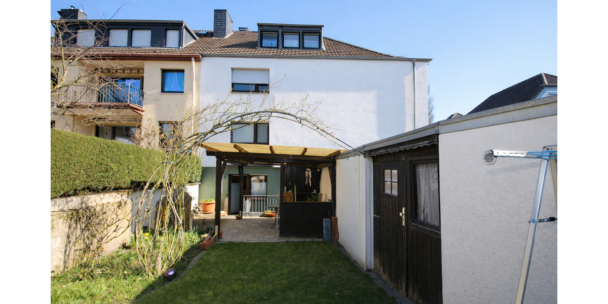 Mit 3D: Mehrfamilienhaus 4 Einheiten (2 Wg. frei) + 4 Garagen – Potenzial bis ca. 40.000 EUR p.a. - Mehrfamilienhaus, Wohnhaus Brühl | Angebot:26001821