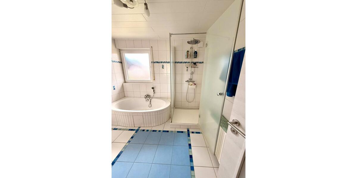 Reihenhaus Neckarsulm - 6.5 Zimmer, 115 m&sup2;, 490.000&euro; | Angebot:26801431