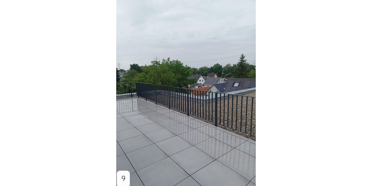 Komfortable 2-Zimmer-Wohnung mit Balkon und Dachterrasse - Appartement Stadtbergen | Angebot:26832027