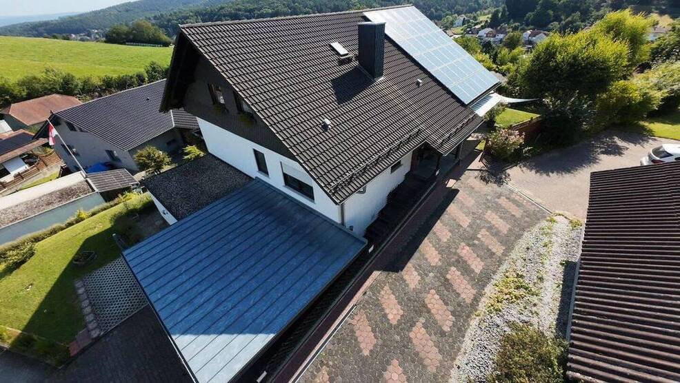 Wohnen, wo der Wald dein Nachbar ist - Traumhaus mit PV im Odenwald