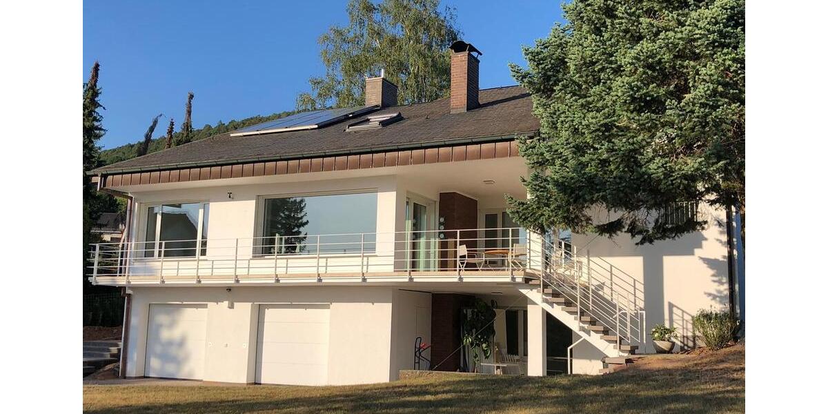 Einfamilienhaus Bürgstadt - 9 Zimmer, 300 m&sup2;, 2.950&euro; | Angebot:24940965