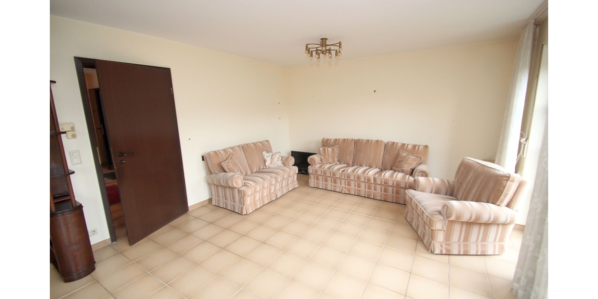 Mit 3D: Attraktives Reihenmittelhaus mit Garten und Carport – ideal für Familien - Reihenmittelhaus Meckenheim | Angebot:25269336