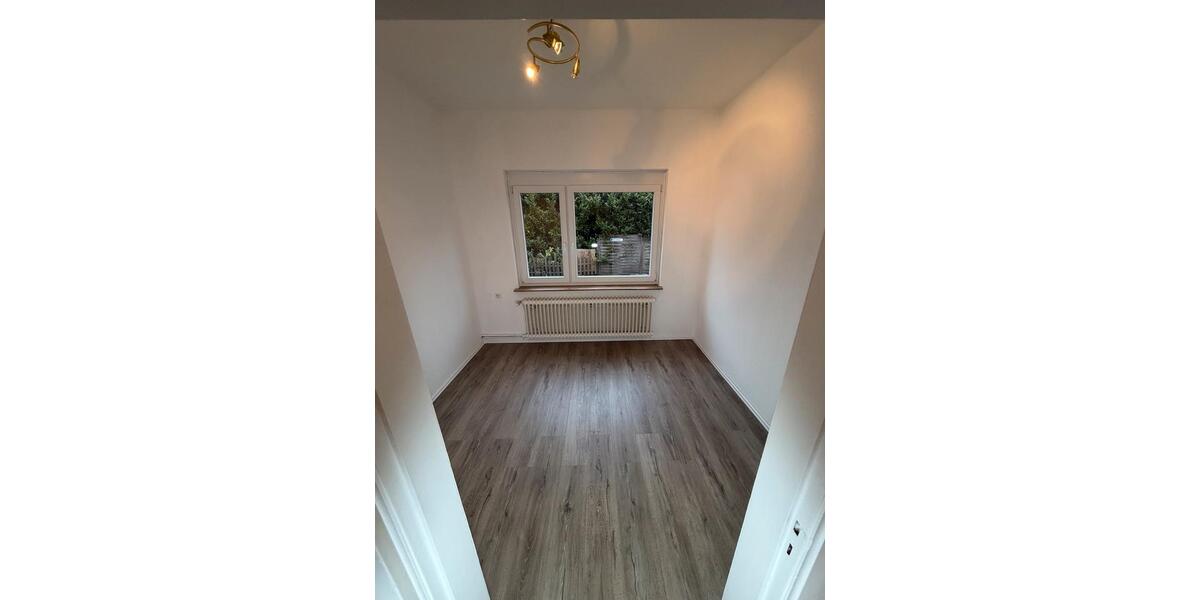 Sanierte 3-Zimmer-Erdgeschosswohnung in guter Lage 3 zimmer