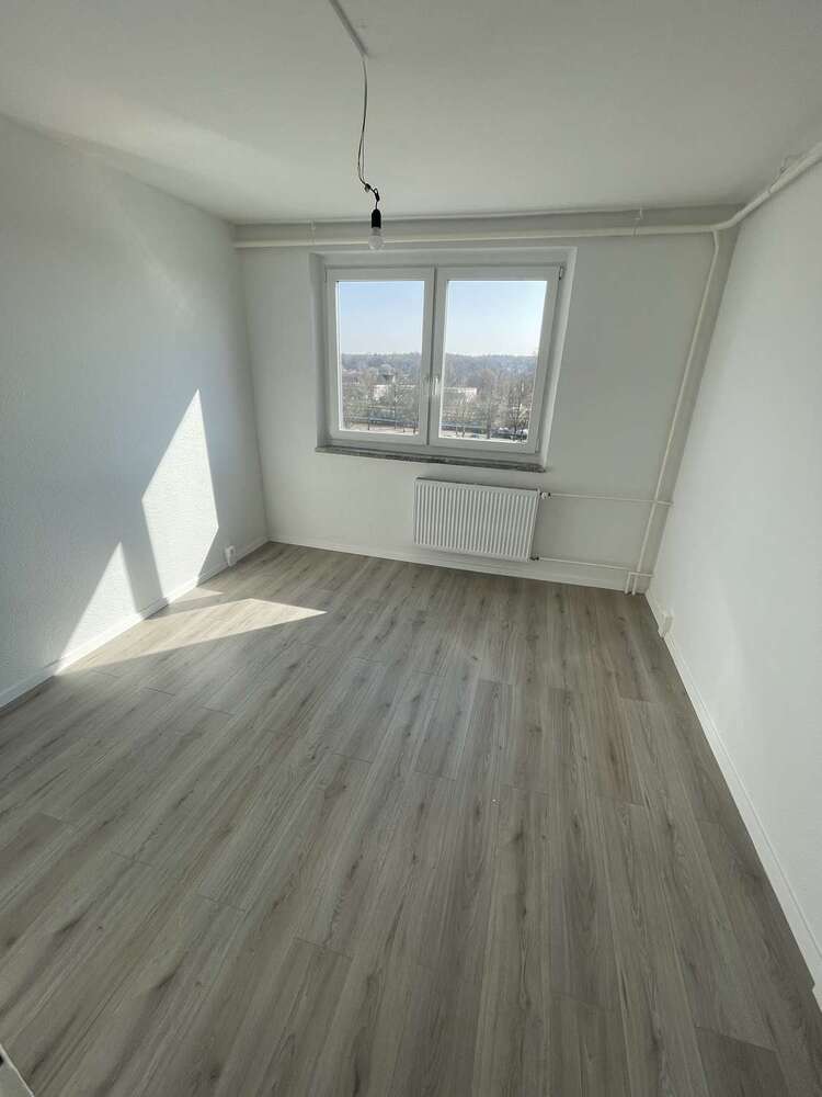 Wohnung zum Mieten in Schwerin 363 € 58 m²
