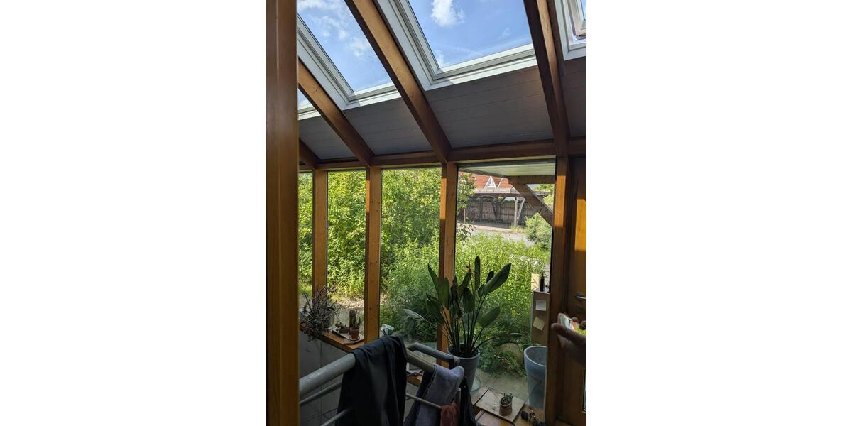 Einfamilienhaus mit Garten, Keller, Wärmepumpe & Photovoltaik in 6 zimmer