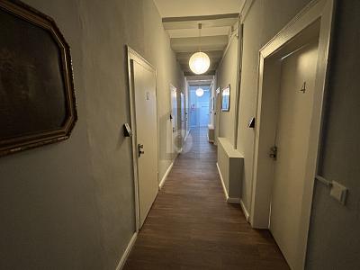 VOLL AUSGESTATTET & WIRTSCHAFTLICH ETABLIERT