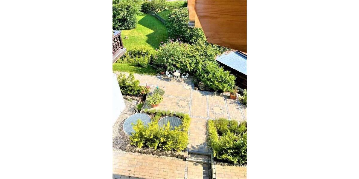 Dachgeschoßwohnung Bad Wiessee - 3 Zimmer, 75 m&sup2;, 1.420&euro; | Angebot:25552903