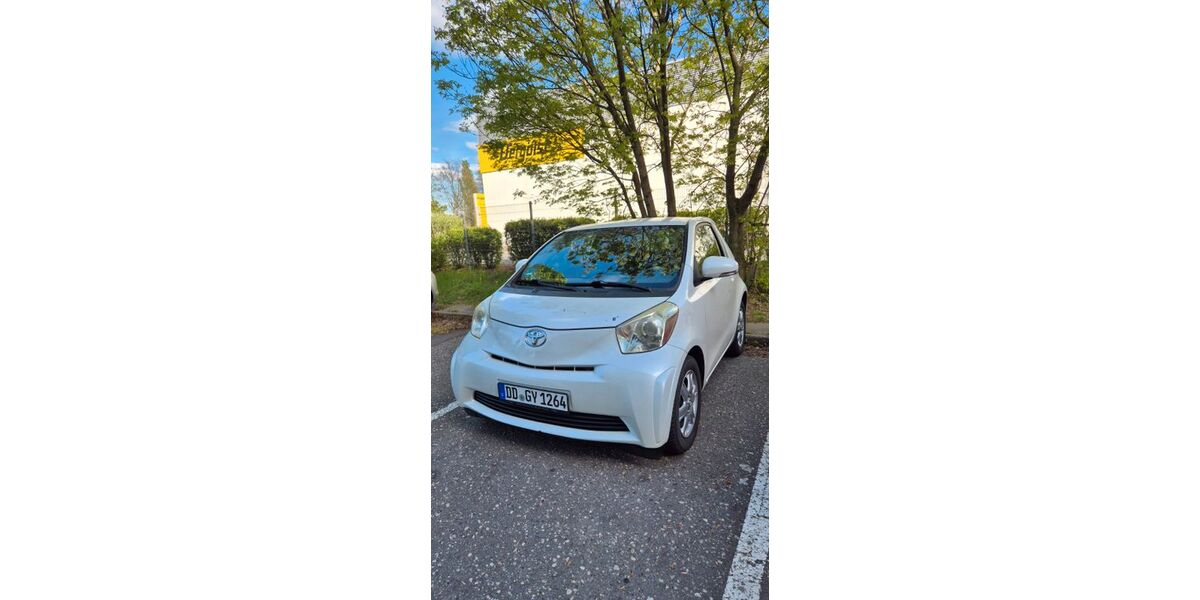 Toyota IQ 128.800 km 2.800 &euro; Dresden 01219