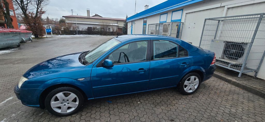 Ford Mondeo 142.000 km 1.699 &euro; Rosenheim 83022