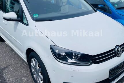 VW Touran 111.000 km 7.999 &euro; Ketsch 68775