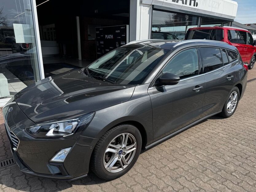 Ford Focus 42.631 km 17.490 € Rostock 18059