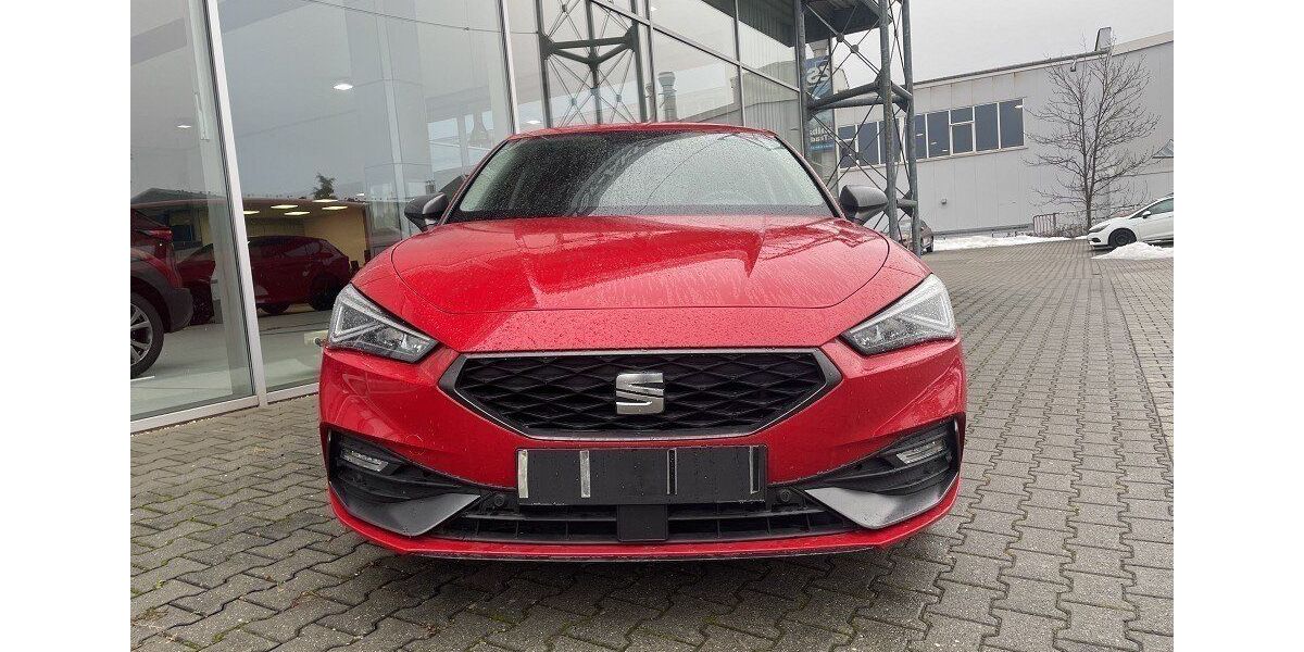 Seat Leon 40.175 km 18.888 &euro; Zwickau 08064