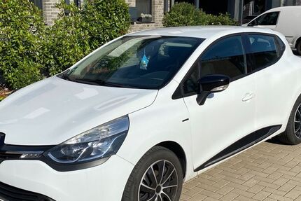 Renault Clio 85.662 km 6.499 &euro; Kamp Lintfort 47475
