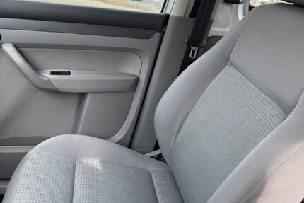 VW Caddy 273.665 km 2.500 &euro; Schweinfurt 97421