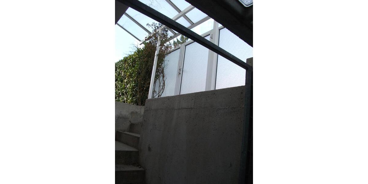 Etagenwohnung Unterhaching - 1 Zimmer, 65 m&sup2;, 1.200&euro; | Angebot:25650955