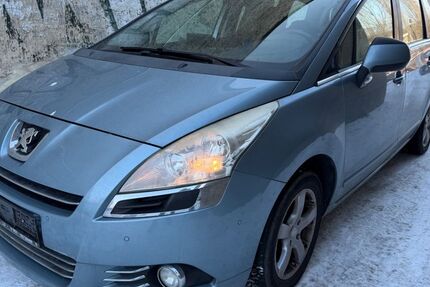 Peugeot 5008 176.000 km 1.950 &euro; Berlin 10245
